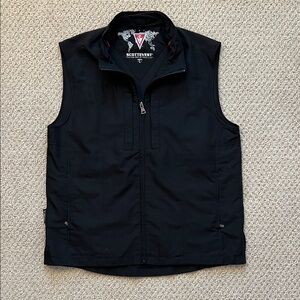 Scottevest Men's Sleek Black Vest